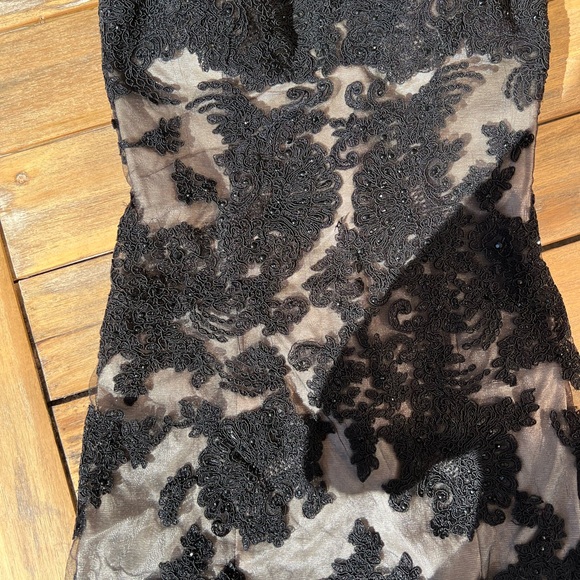 Tony Bowls Size 10 Strapless Black Lace Dress - Picture 3 of 11